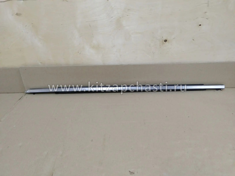Уплотнитель двери передней левой (бархотка) хром FAW T77 1EA050650