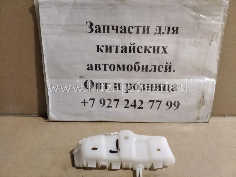 Кронштейн переднего бампера левый Brilliance V5 4563090