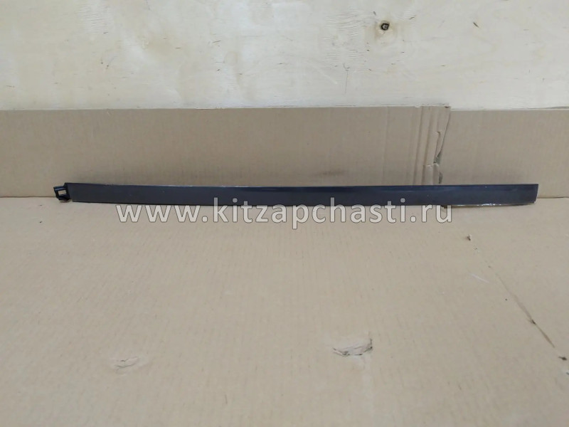 НАКЛАДКА ЛОБОВОГО СТЕКЛА ЛЕВАЯ  Geely Coolray 6073057900