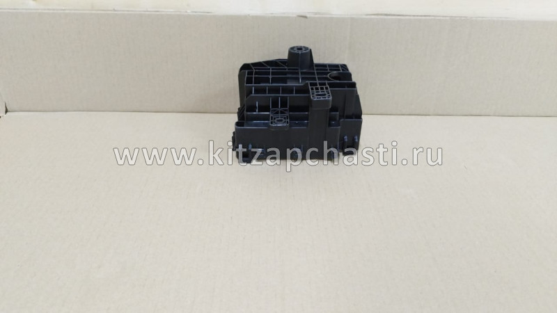 Кронштейн блока предохранителей Xcite X-Cross 7   J68-3723015