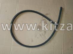 Уплотнитель капота задний Xcite X-Cross 7  J68-8402228
