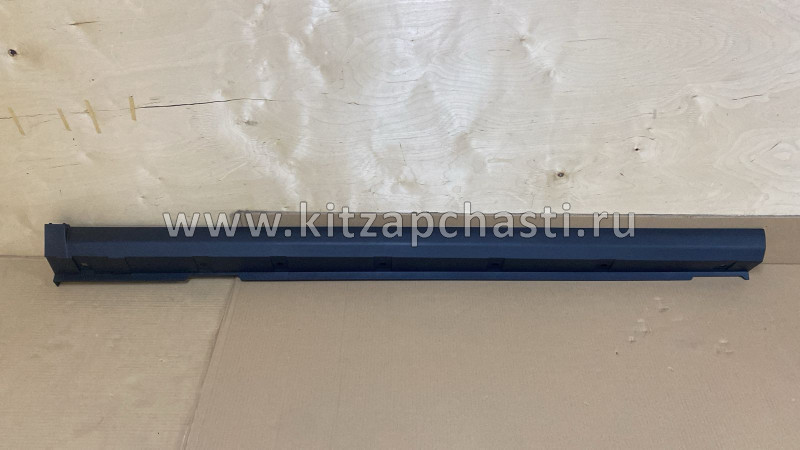 Накладка порога правая Changan CS35 Plus S111F2709040200