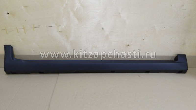 Накладка порога правая Changan CS55 S201099-0600