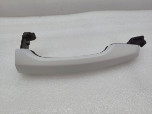 Ручка двери передня левая наружняя Changan CS35 Plus C211F270604-0200